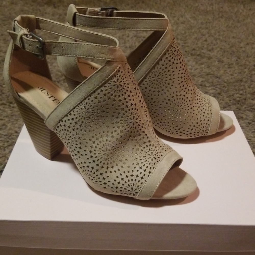 JustFab Amena WW Dress Sandals